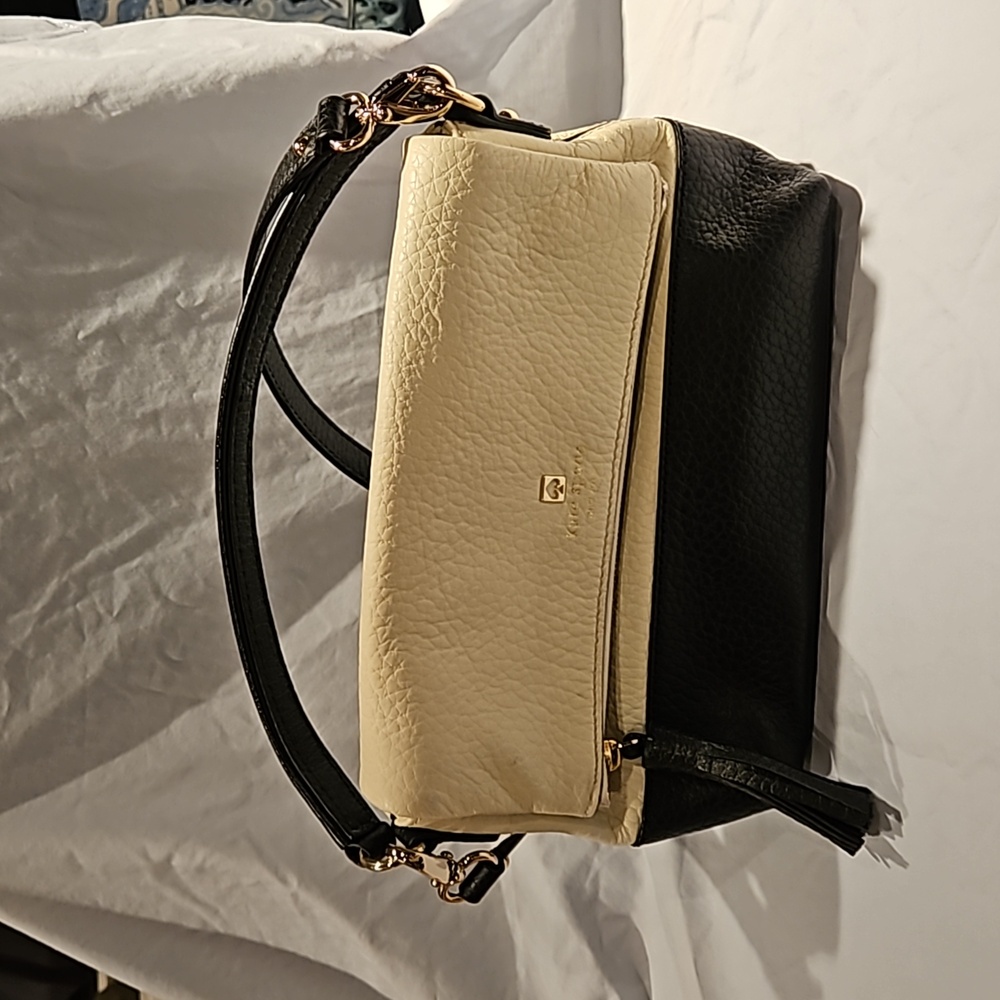 Kate Spade Leather Purse - Picture 3 of 9